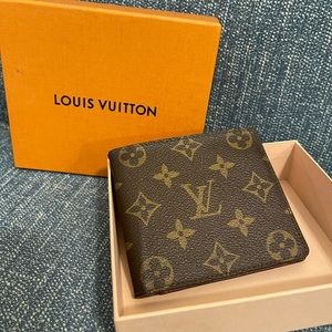 Louis Vuitton Mens Wallet